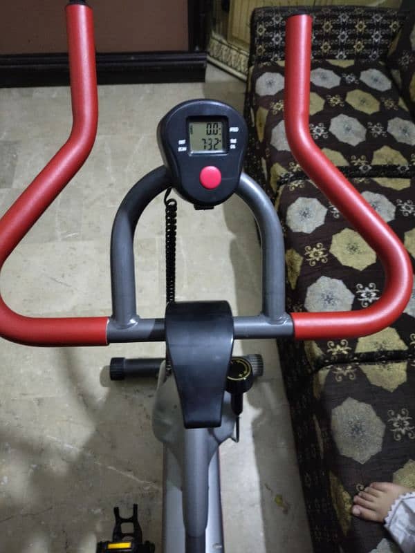 Spinning gym bike 2