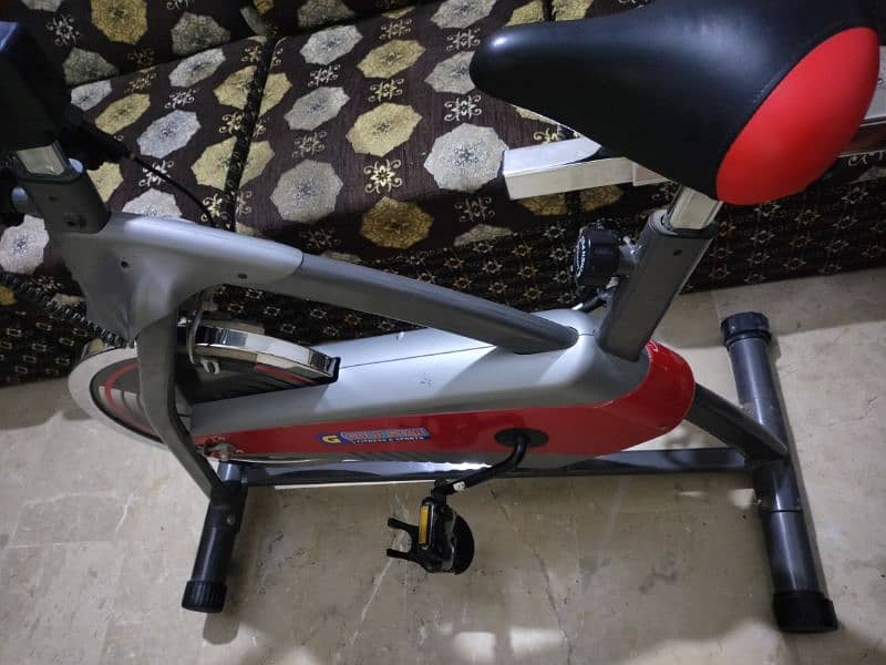 Spinning gym bike 6