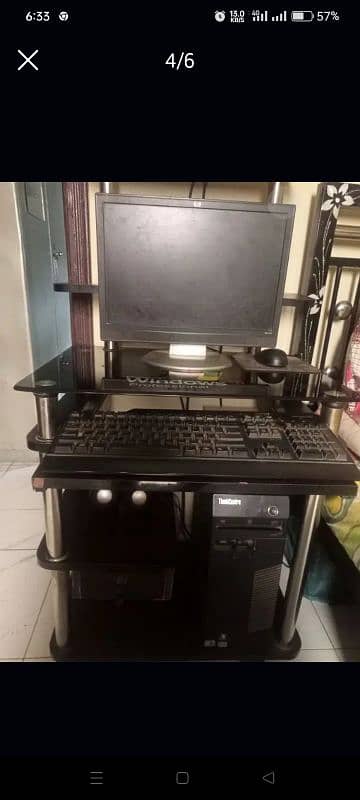 Computer with trolly 2