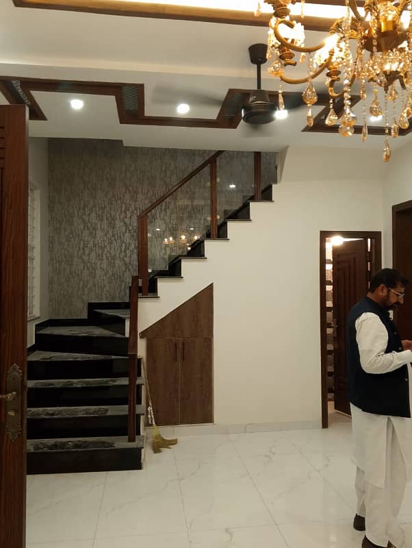 6 Marla House For Sale In Paragon City Lahore 6