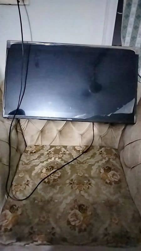 Haier LED TV 32 inch 2