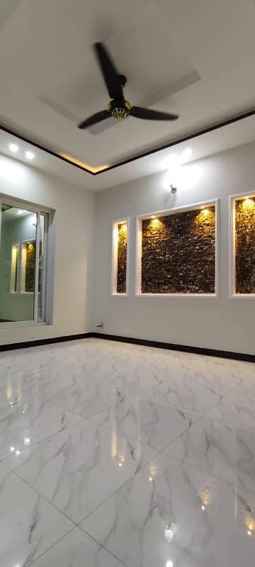 Bahria Town Phase 8, 5 Marla Brand New House Available, Ali Block, 4 Beds With Attached Baths Bath Tub Installed It'S Designer House On Investor Rate 5