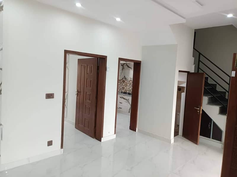 5 Marla Brand New House In Bahria Nasheman 2