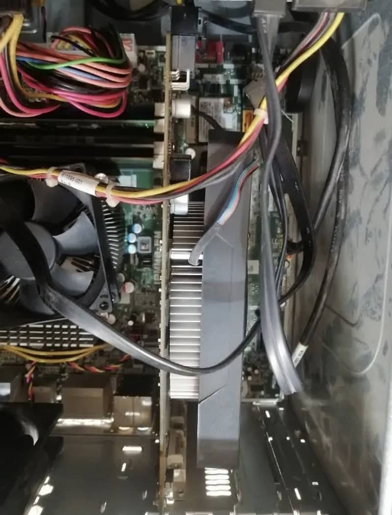 Intel Xeon E3 1240 V2 With Nvidia GTX Gpu DDR5 Gaming and Editnig Pc 8