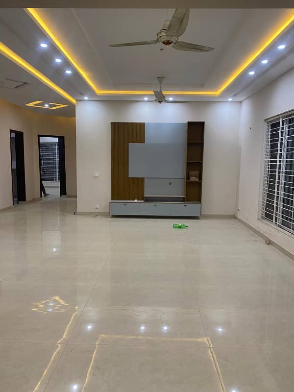 One kanal brand new designer House avilable for rent 12