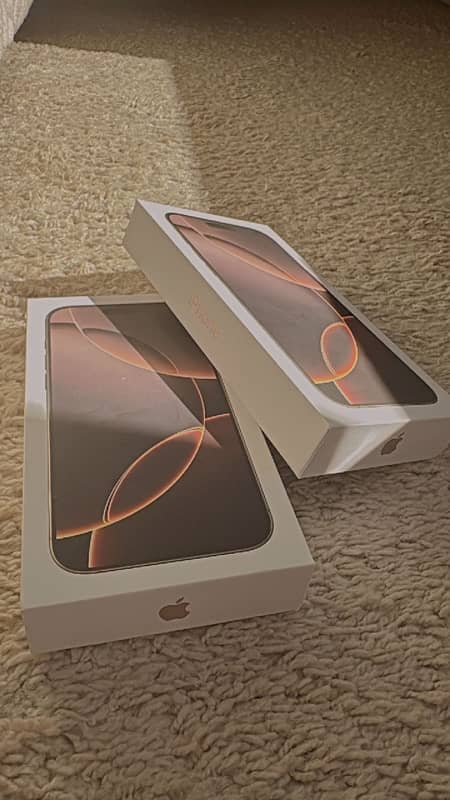 iphone 16 pro max Desert Titanium 0