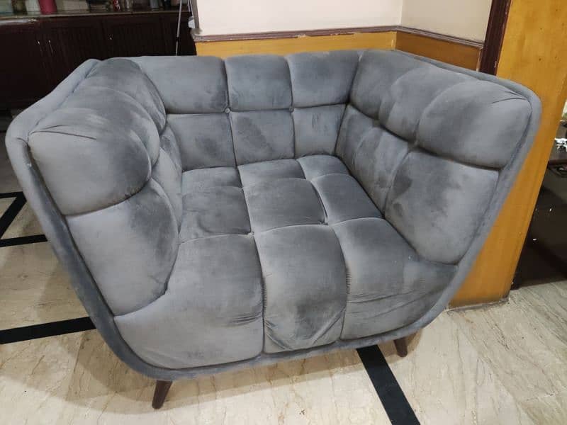 New Sofa set for sale 8