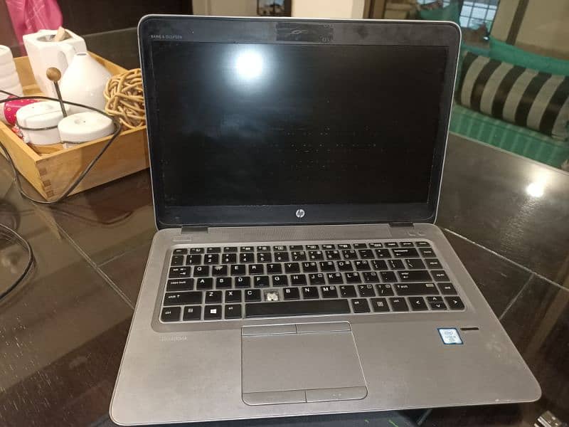 HP elite book 840 g3 i5 6th gen 2