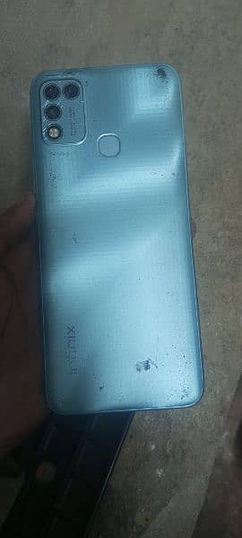 Infinix hot 10 play  4/64 0