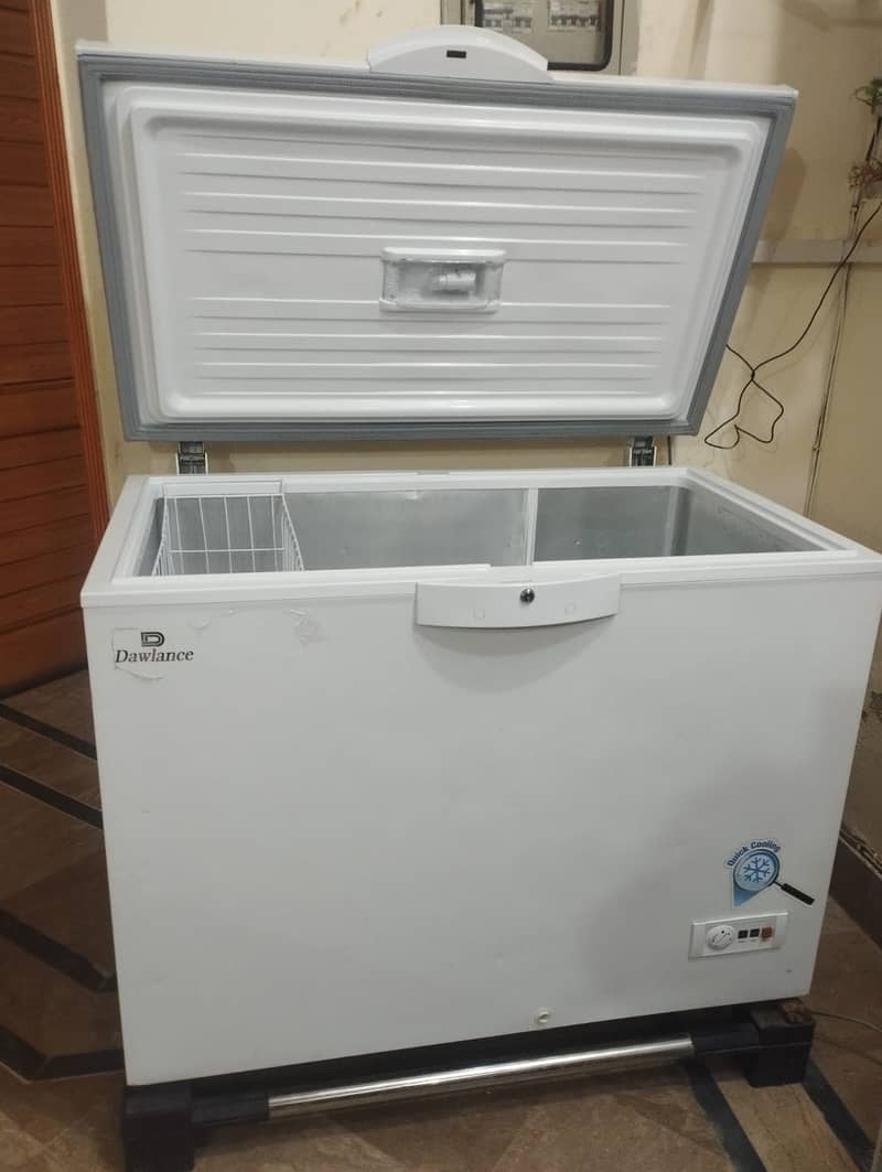 Dawlence freezer with 8 years warranty 1