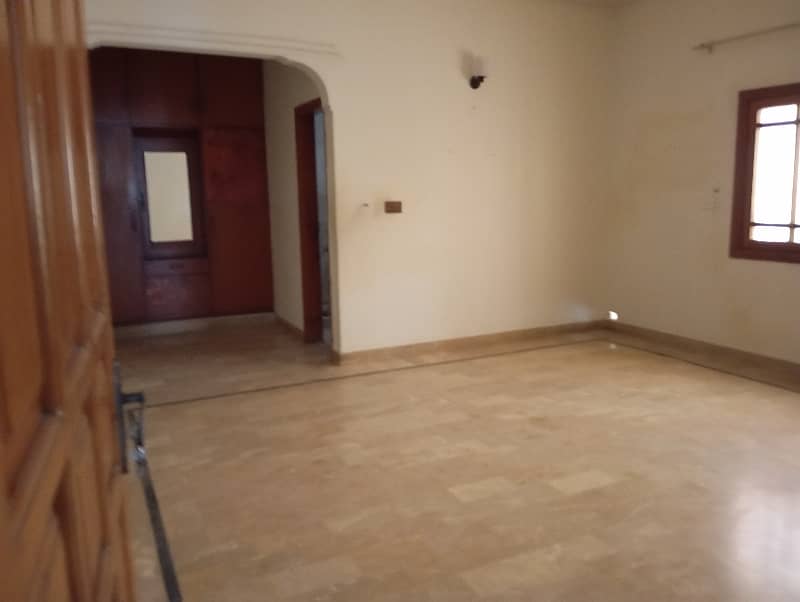 PORTION FOR RENT IN GULSHAN E IQBAL BLOCK 7 3