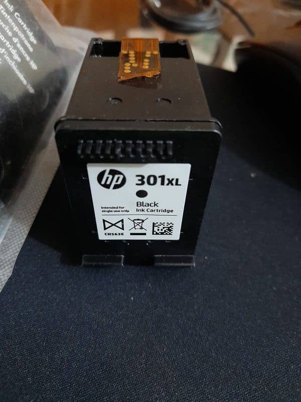 Hp Cartridge Model 301XL Black Ink Cartridge 1