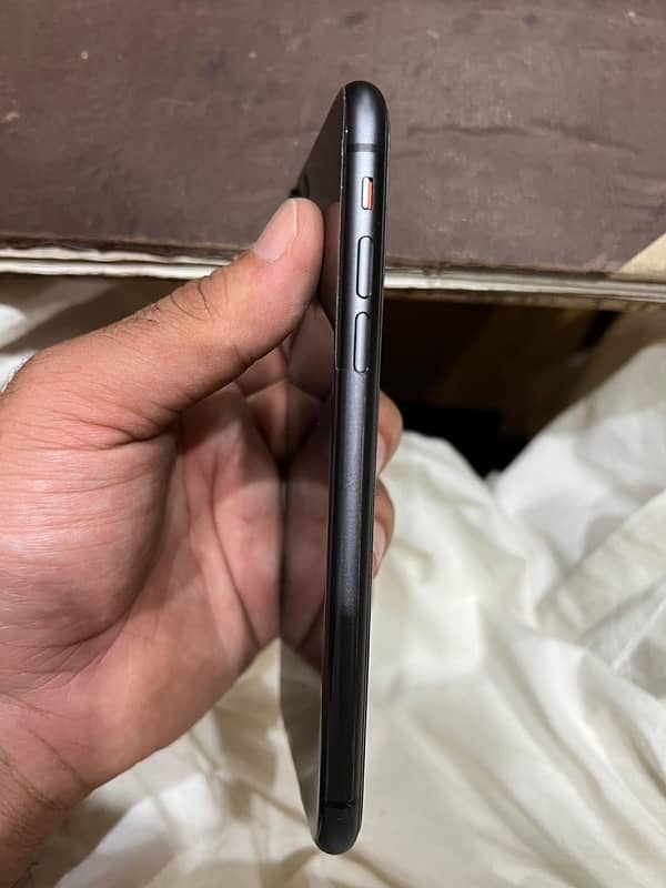 IPhone 11 128gb Jv Non PTA 7