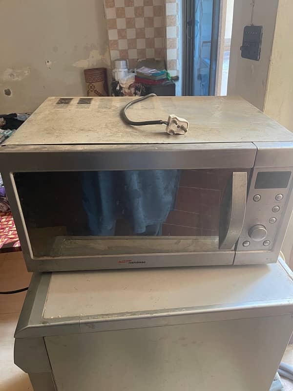 microwave oven 0