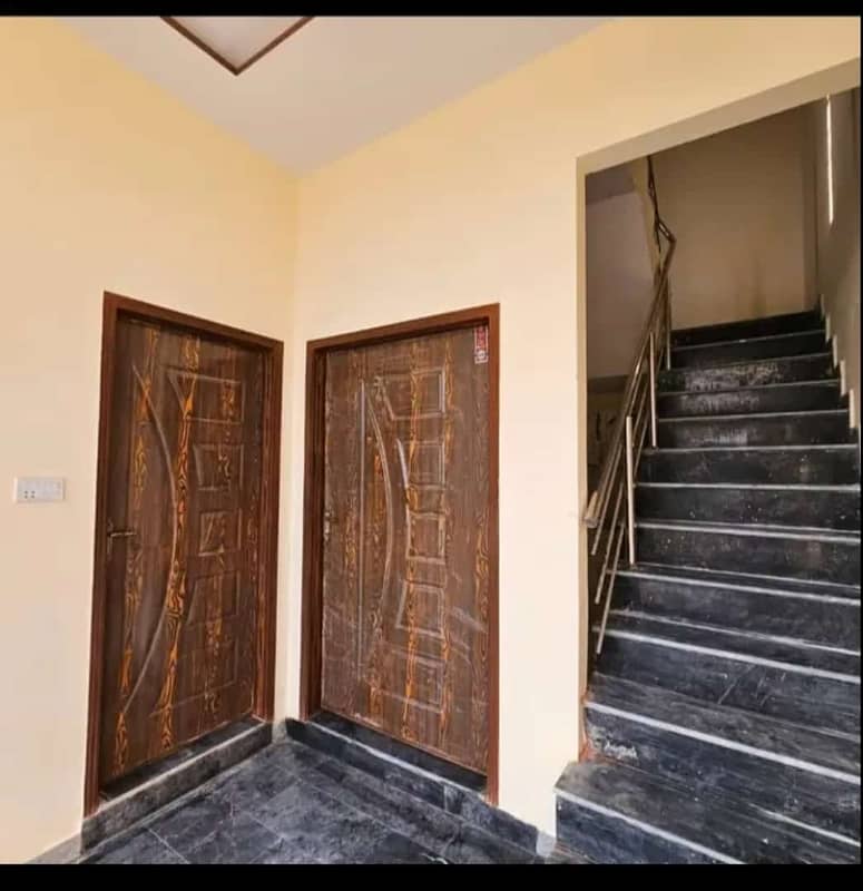 Lalyani Mustafabad 3 Marla Single Story House For Sale Prime Location. . 2