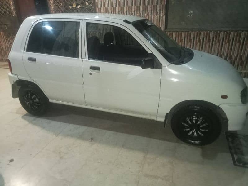 Daihatsu Cuore 2008 10