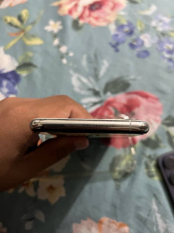 iphone 11 pro max non pta 2