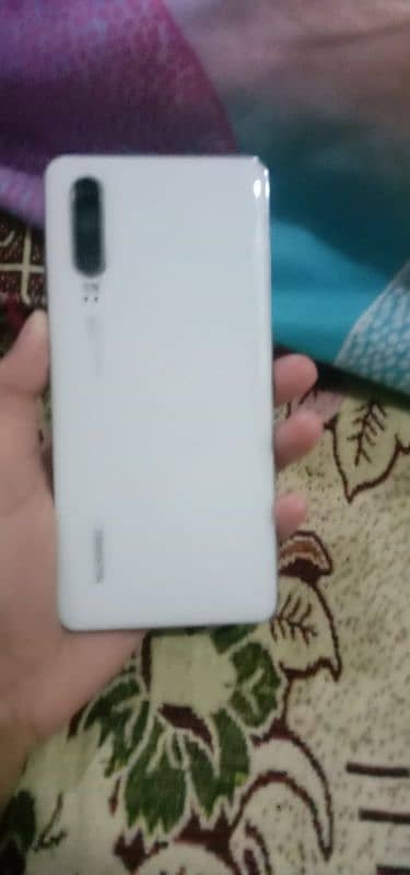 Huawei P30 8GB-RAM/128GB/ROM 2