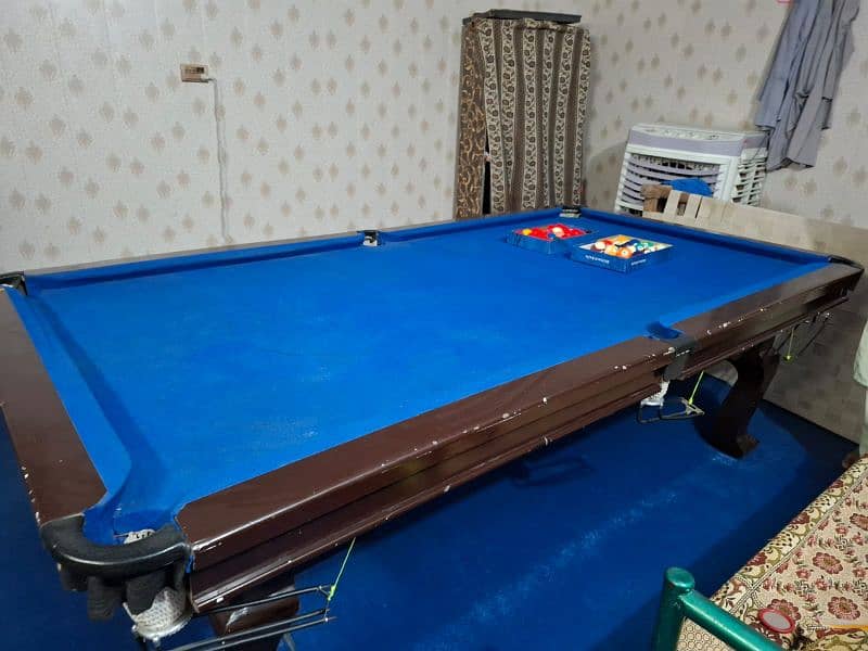 pool table 0