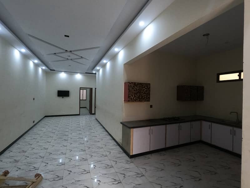 Prime Location Upper Portion For Sale In Beautiful North Karachi - Sector 11B 3