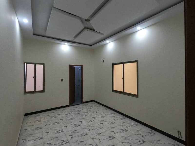 Prime Location Upper Portion For Sale In Beautiful North Karachi - Sector 11B 9