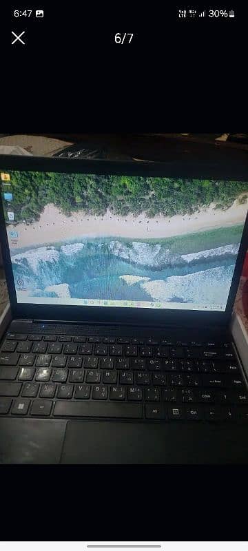 innjoo laptop core i3 ram 8 DDR rom 256 SSD 4