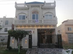 Ideal Prime Location 5 Marla House Available In Central Park - Block A1, Lahore