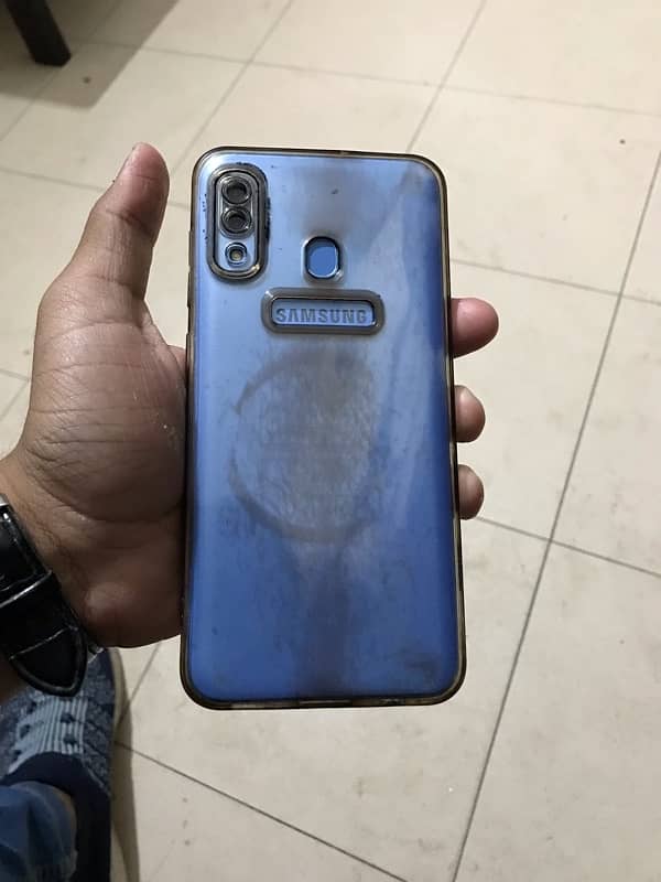 SAMSUNG GALAXY A30’S 7