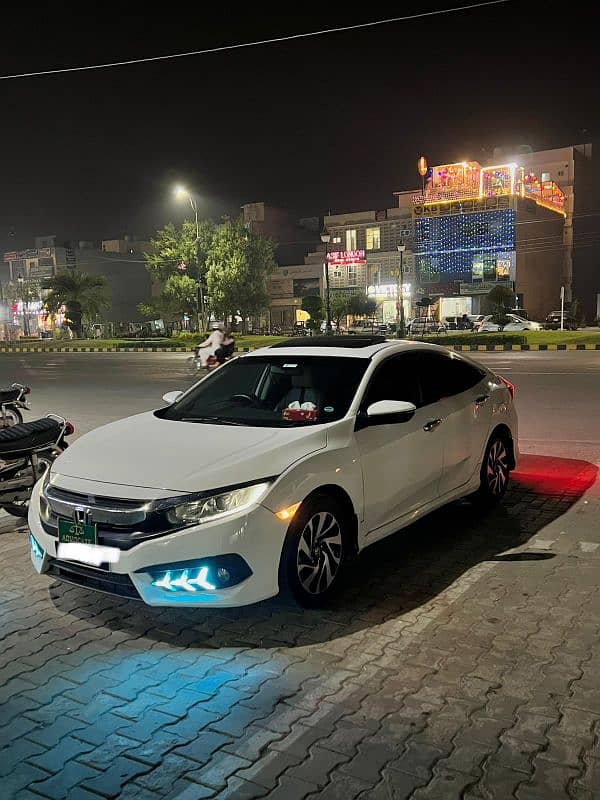 Honda Civic Oriel 2018 11