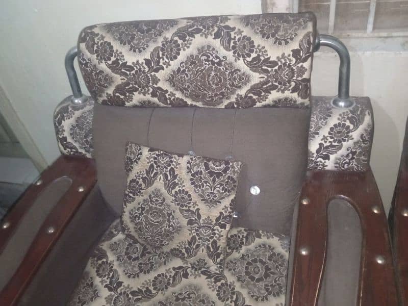 5 seater sofa for sale brown clr and 1 center table and 2 sides table 6