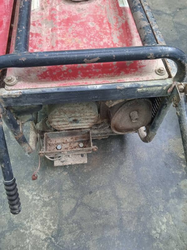 3KVA generator want to sell urgently 4