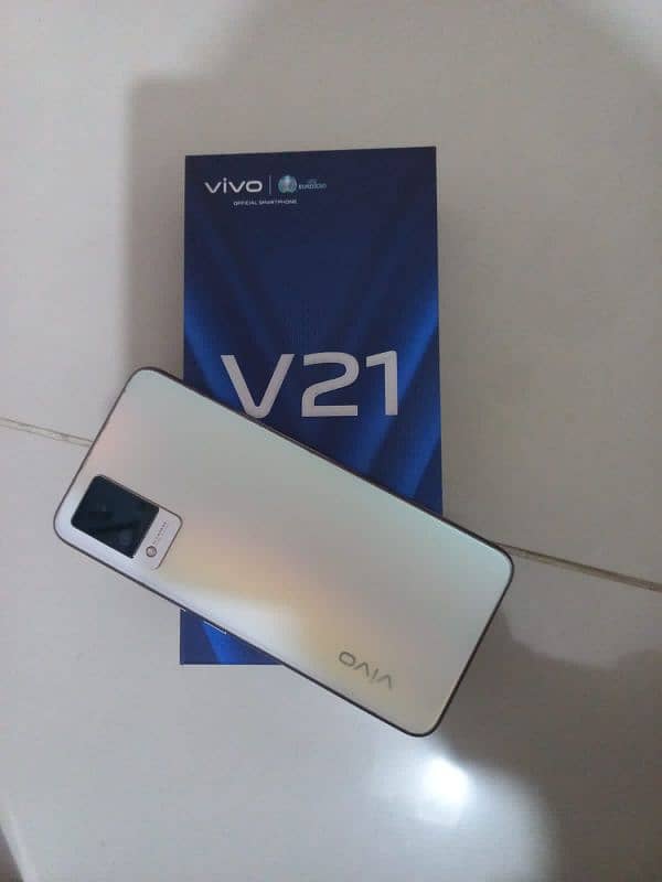 Vivo V21 Ram 8+4 Built-in 128GB 0