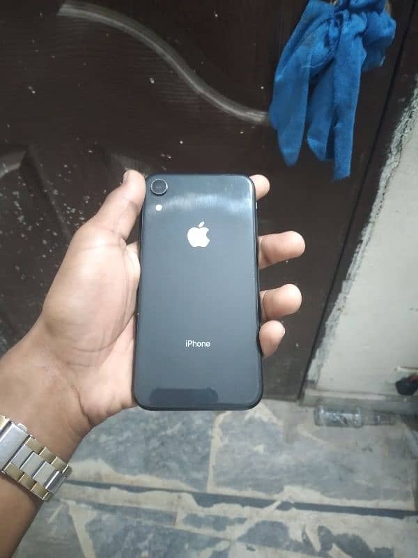 iphone xr 1