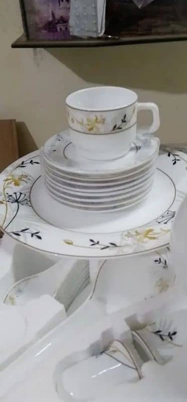 7 different dinner set and tea set brand new untouch available now 9