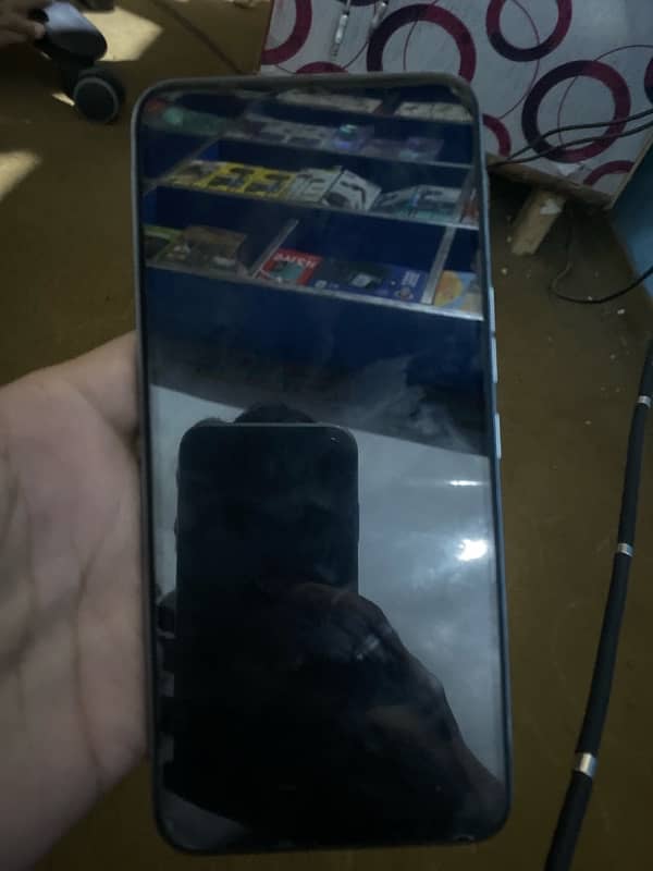 tecno camon  full  box  8/10’’’ ram 6 room 128  no upna  nor phra 0