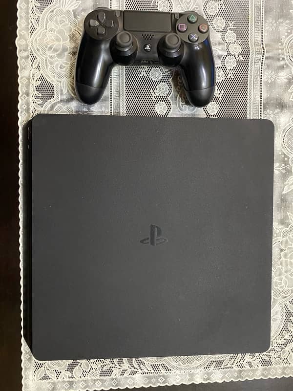 play station 4 500gb 10/10 condition 1