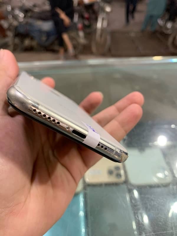 iphone xs 256 PTA 3