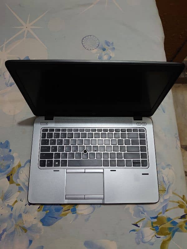 HP Elitebook 840 G2 with graphics card 6