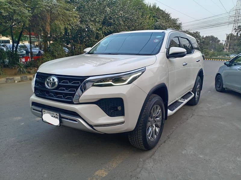 Toyota Fortuner V 2021 Model Total Geniune 1