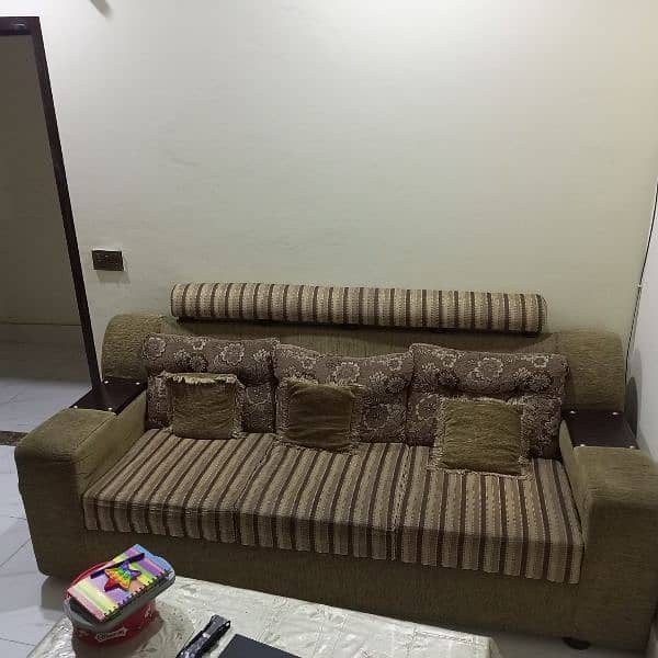 5 seater sofa 4