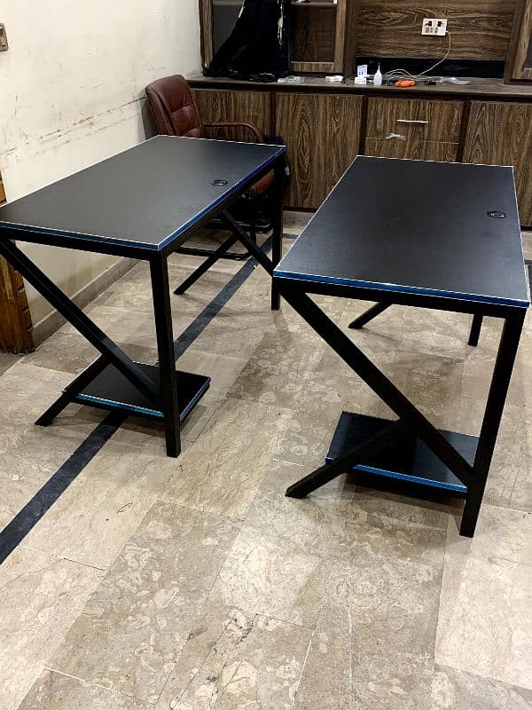 computer and Gaming tables 1