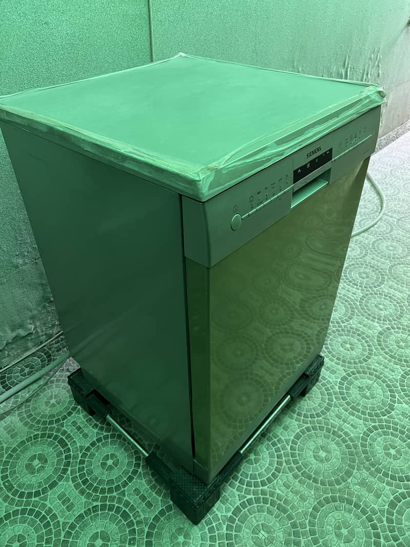 For Sale: Siemens Dishwasher 3