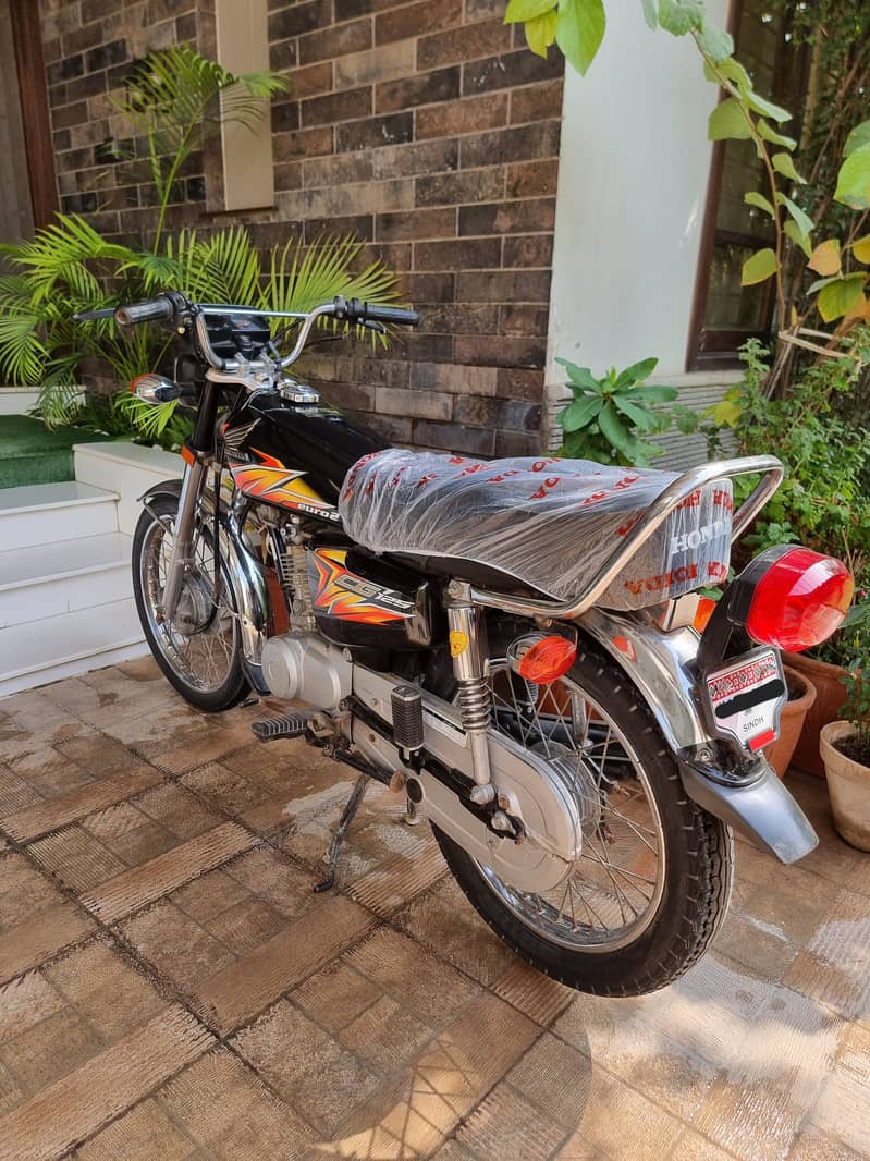 Honda CG125 2021. Excellent Condition 2