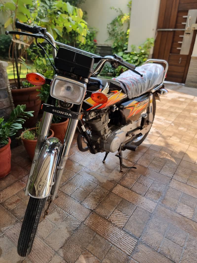 Honda CG125 2021. Excellent Condition 3