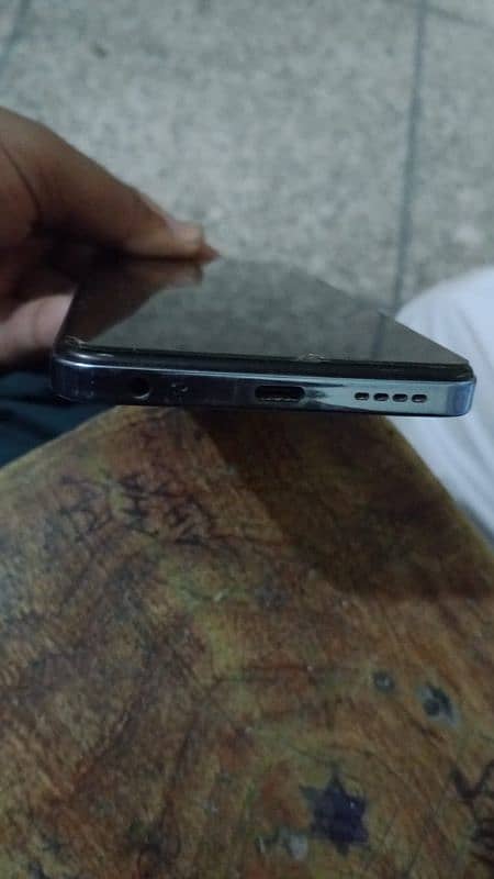 Infinix hot 40i 3