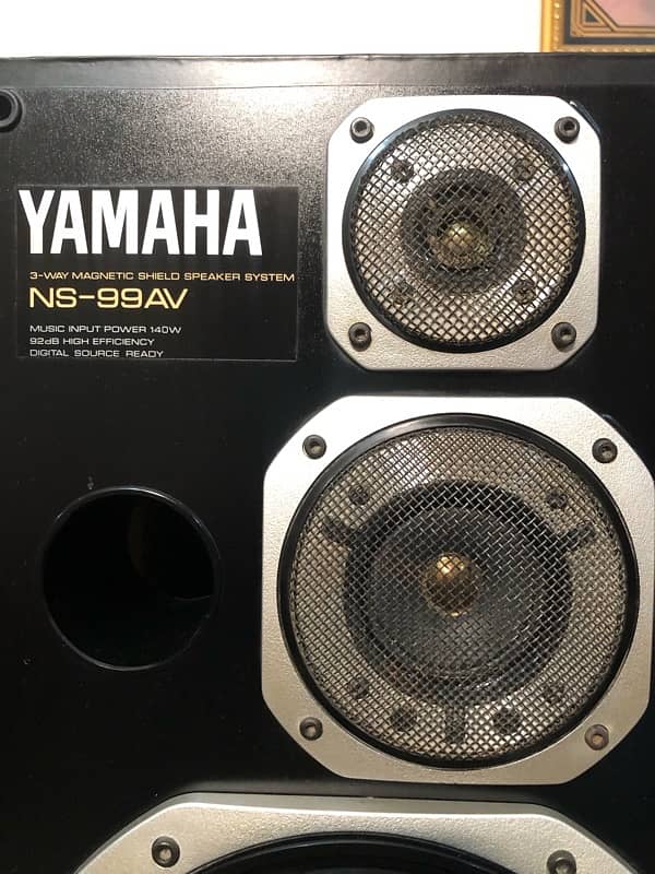 Yamaha and pioneer speakers like jbl bose woofer amplifier deck Sony 4