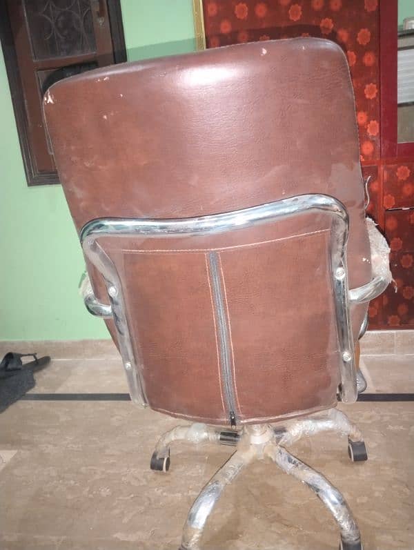 office chair for sale fresh condition 2