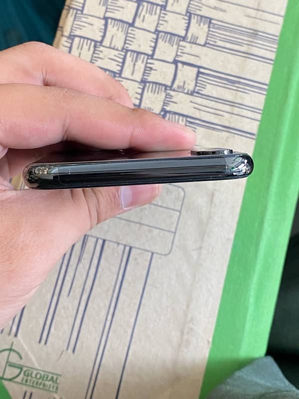 iphone X 64GB PTA 3