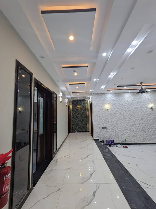 20 Marla Modern Luxury Design Beautiful House For Rent In DHA Phase 5 3