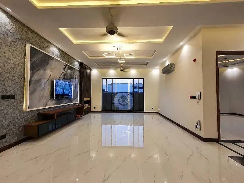 20 Marla Modern Luxury Design Beautifull House For Rent In DHA Phase 6 13